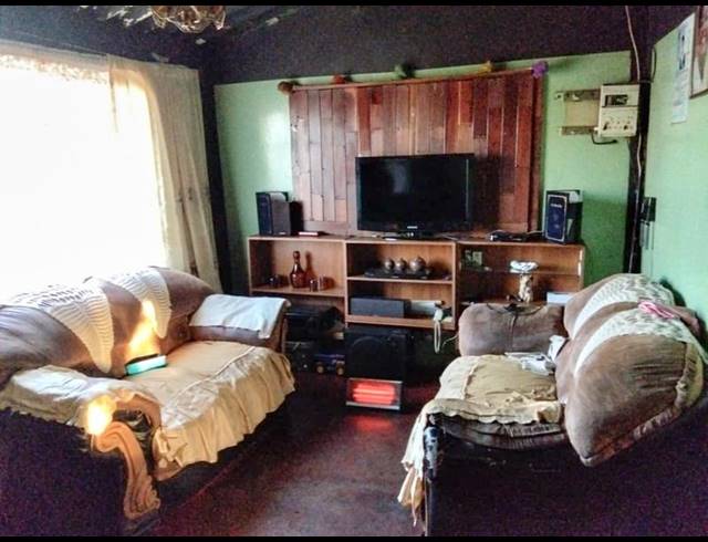 2 BEDROOM HOUSE FOR SALE IN SEBOKENG UNIT 7
